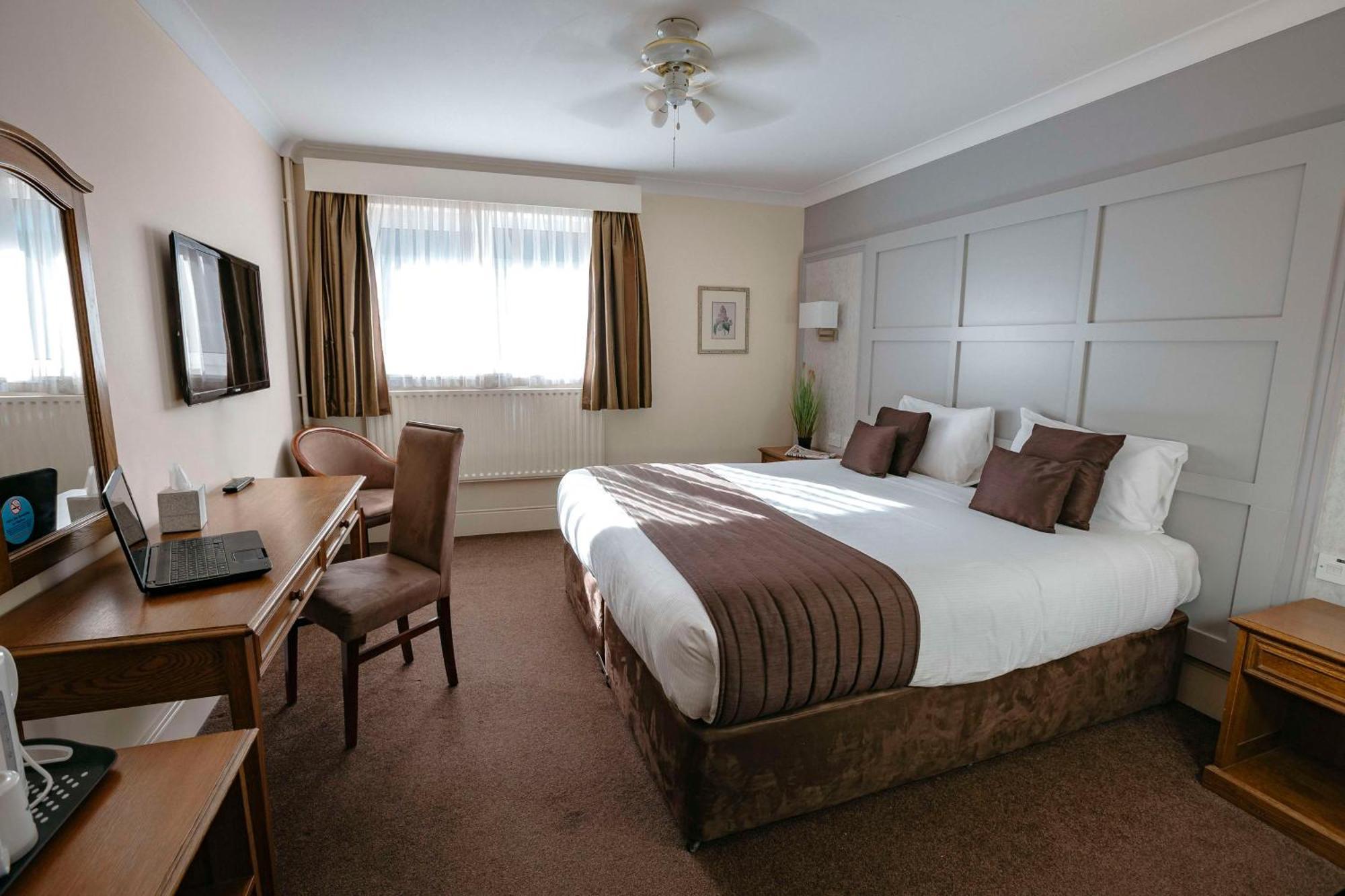 Best Western Manor Hotel Γκρέιβσεντ Εξωτερικό φωτογραφία