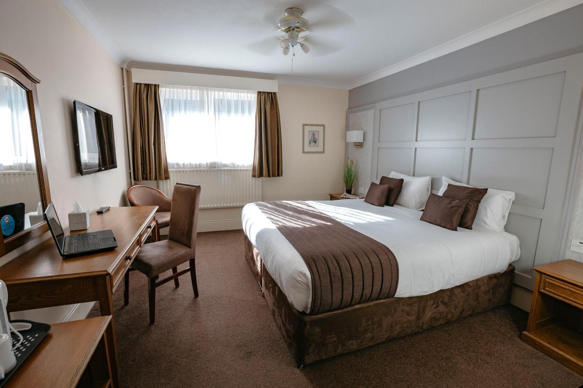 Best Western Manor Hotel Γκρέιβσεντ Εξωτερικό φωτογραφία