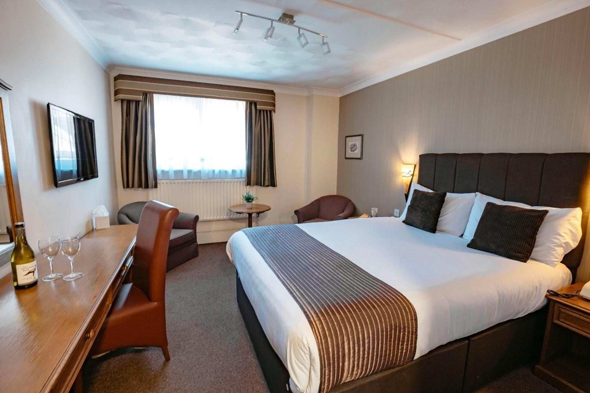 Best Western Manor Hotel Γκρέιβσεντ Εξωτερικό φωτογραφία